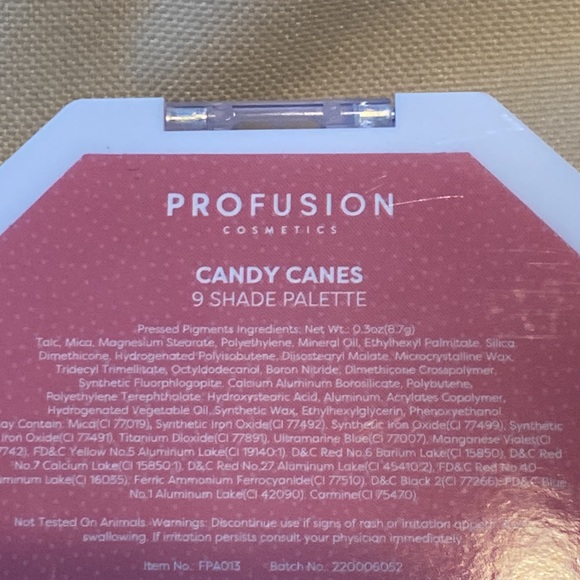 9 color Profusion Palette Candy Cane Compact Frost Glitter Eyeshadow - Picture 4 of 6